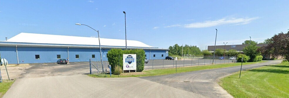 4500 W Ridge Rd, Erie, PA à vendre - Photo de l’immeuble – Image 3 sur 5
