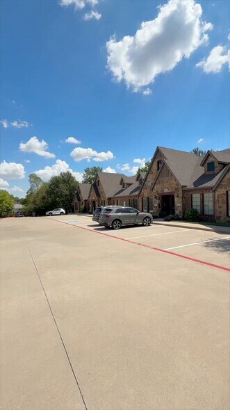1117 Glade Rd, Colleyville, TX à vendre - Vidéo sur l’annonce professionnelle – Image 2 sur 47