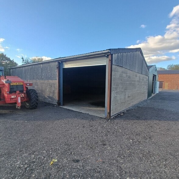 Yelvertoft Rd, Rugby à louer - Photo de l’immeuble – Image 2 sur 2