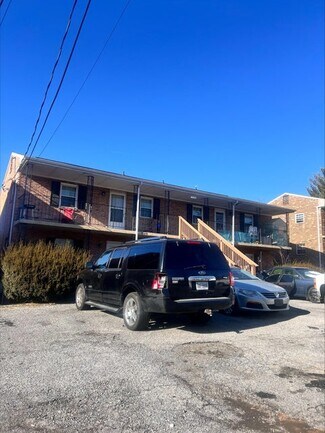 Plus de détails pour 2120 Carvin St NE, Roanoke, VA - Logement à vendre