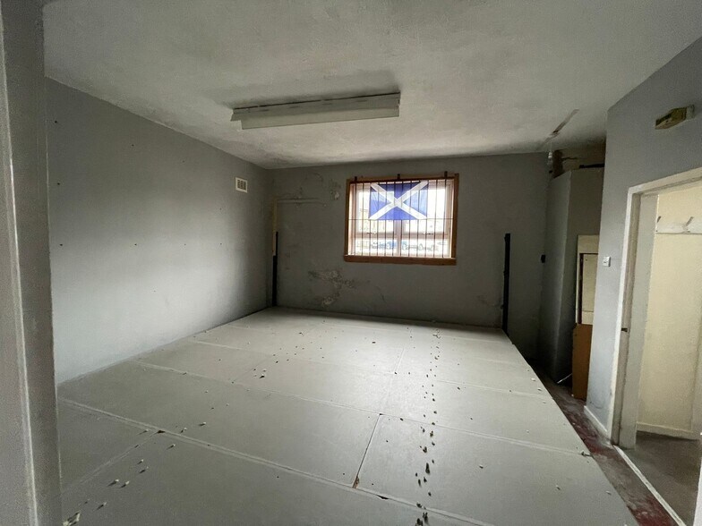 1 Glenwell Av, Stranraer à louer - Photo de l’immeuble – Image 3 sur 5