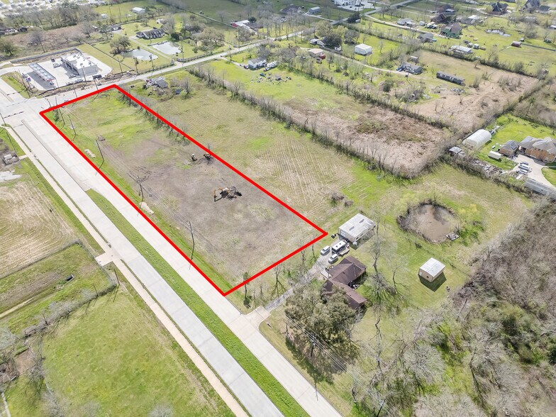8256 Bailey Rd, Manvel, TX à louer - Photo de l’immeuble – Image 3 sur 13