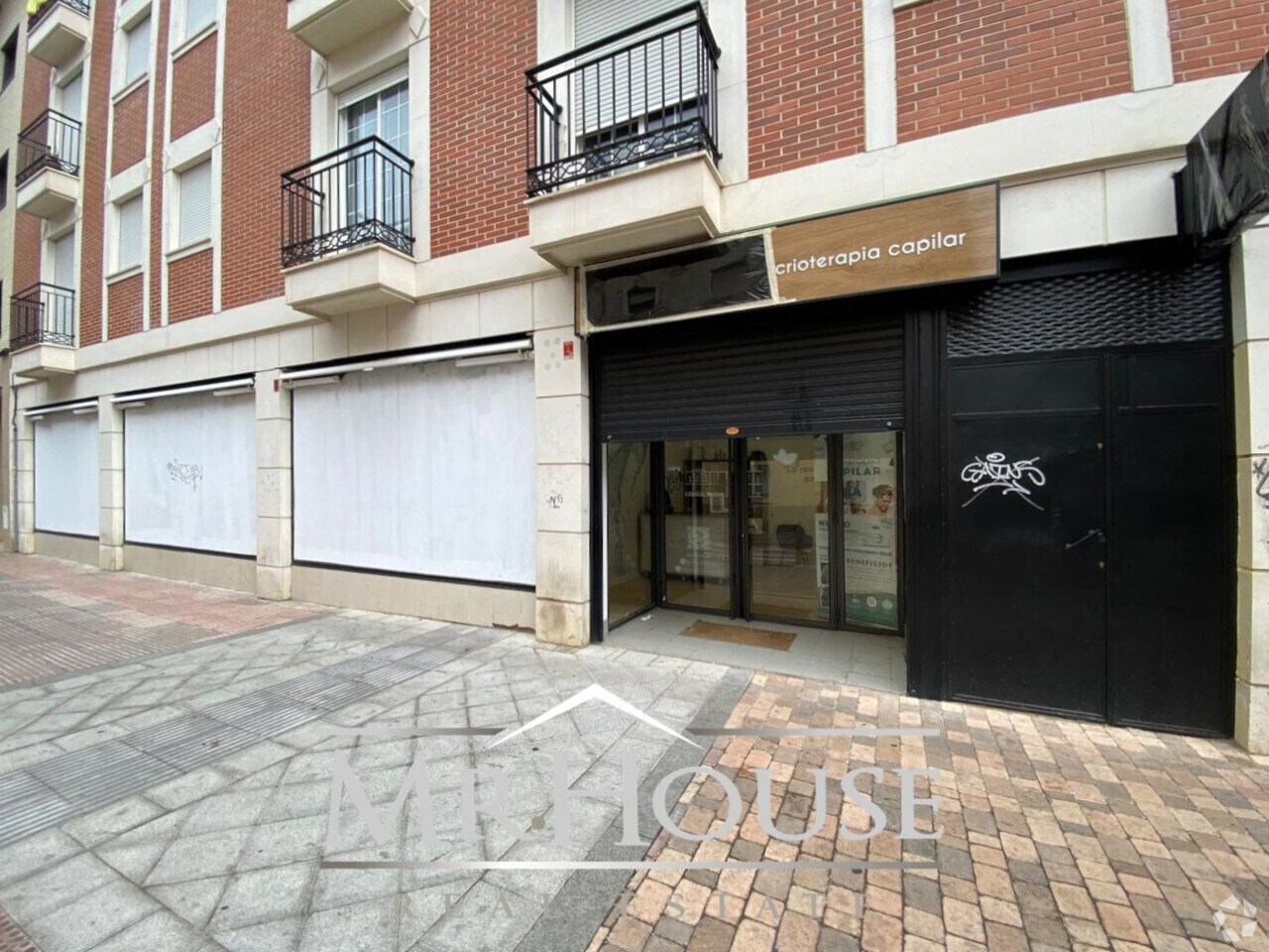Local commercial dans Leganés, Madrid à louer Photo intérieure– Image 1 sur 20