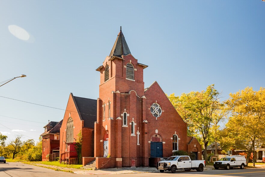 4103 Cadillac Blvd, Detroit, MI à vendre - Photo principale – Image 1 sur 13