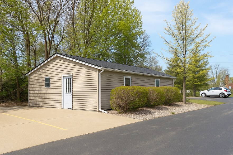 3116 68th St SE, Caledonia, MI à louer - Photo de l’immeuble – Image 1 sur 14