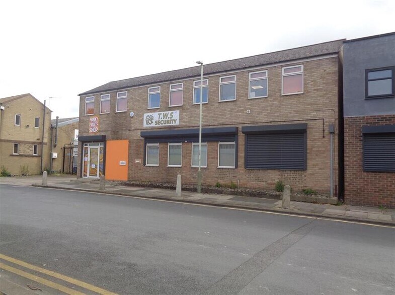 34 Borough Rd, Darlington à vendre - Photo de l’immeuble – Image 1 sur 5