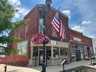 Plus de détails pour 731 12th St, Belle Plaine, IA - Local commercial à vendre