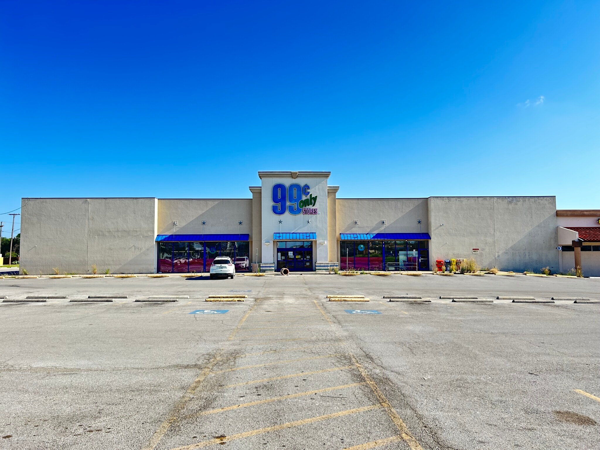 6732 Camp Bowie Blvd, Fort Worth, TX à louer Photo de l’immeuble– Image 1 sur 1