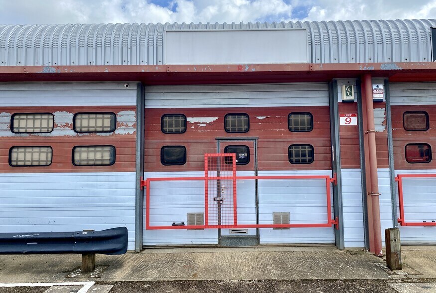 Acacia Clos, Leighton Buzzard à louer - Photo de l’immeuble – Image 1 sur 1