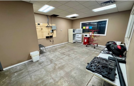 4419-4441 Robertson Rd, Madison, WI à louer Photo intérieure– Image 1 sur 4