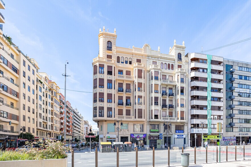 Carrer Guillem de Castro, 1, València, Valencia à louer - Photo de l’immeuble – Image 2 sur 3