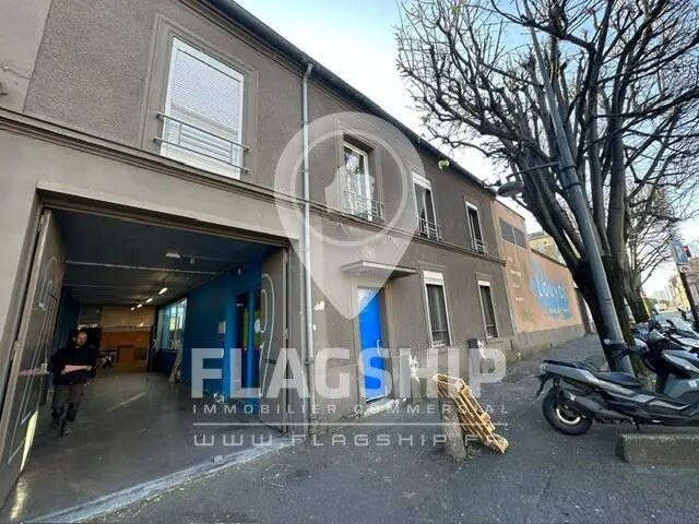 Local commercial dans Ivry-sur-Seine à louer - Photo de l’immeuble – Image 1 sur 10