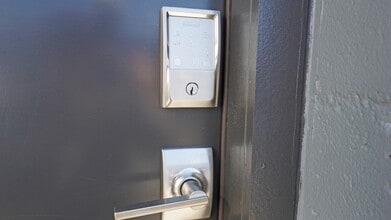 4030 Stockton Hill Rd, Kingman, AZ à louer Photo intérieure– Image 2 sur 18