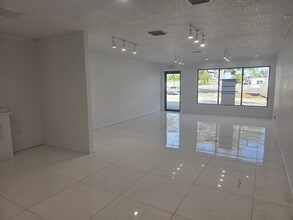 9150 49th St N, Pinellas Park, FL à louer Photo intérieure– Image 1 sur 7