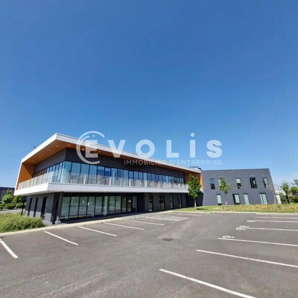 24 Bis Rue Leonard Vinci, Lisses à vendre - Photo de l’immeuble – Image 3 sur 33