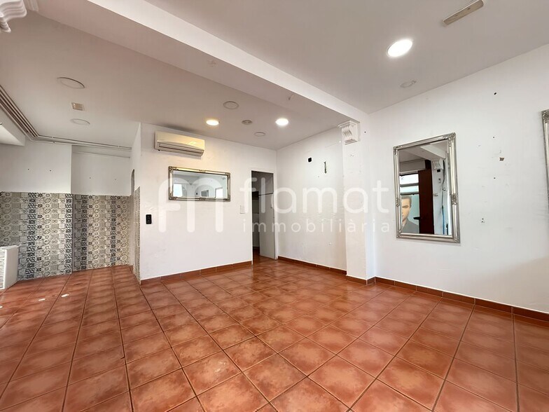 Immeuble residentiel dans Blanes, Gerona à vendre - Photo principale – Image 1 sur 2