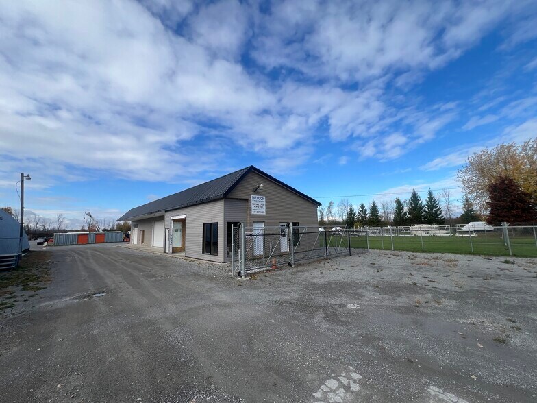533 Pefferlaw Rd, Georgina, ON à louer - Photo de l’immeuble – Image 2 sur 4