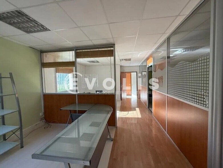 3 B Rue Irene Joliot Curie, Eybens à louer - Photo intérieure – Image 3 sur 7