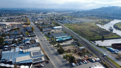 660 Lakeville St, Petaluma, CA à louer Photo intérieure– Image 2 sur 2