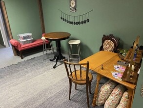 811 Main St, De Pere, WI à louer Photo intérieure– Image 2 sur 7