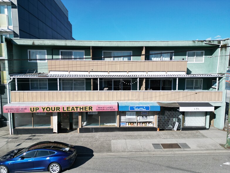 3525-3539 E Hastings St, Vancouver, BC à louer - Photo de l’immeuble – Image 1 sur 9