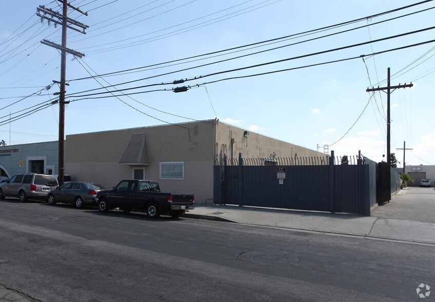 15154 Stagg St, Van Nuys, CA à louer - Photo principale – Image 3 sur 5