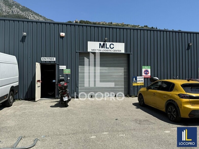 Local d’activités dans Menton à louer - Photo de l’immeuble – Image 1 sur 8