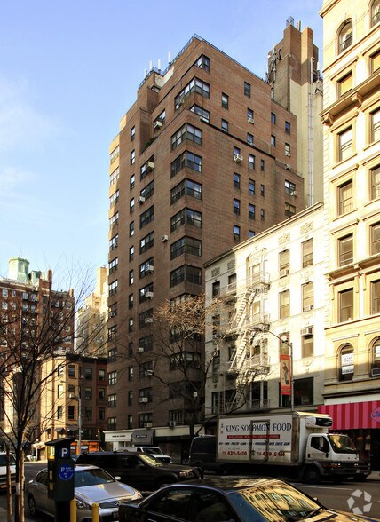 19 E 80th St, New York, NY à louer - Photo de l’immeuble – Image 2 sur 3