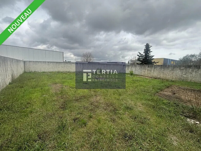 Local d’activités dans Saint-Jean-de-Védas à louer - Photo de l’immeuble – Image 2 sur 4