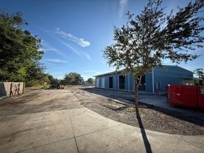 6940 Sonny Dale Dr, West Melbourne, FL à louer Photo intérieure– Image 1 sur 11