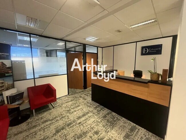 Plus de détails pour Bureau, Bureau/Local commercial à louer