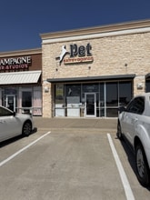 1500 W Hebron Pky, Carrollton, TX à louer Photo intérieure– Image 2 sur 3