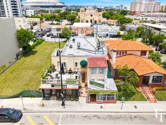 Plus de détails pour 1353 SW 1st St, Miami, FL - Local commercial à vendre