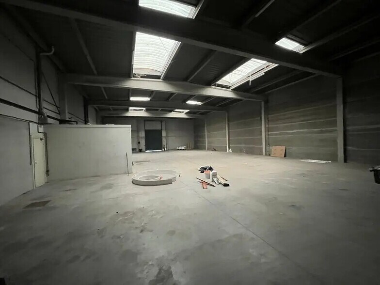 Local d’activités dans Roncq à louer - Photo intérieure – Image 3 sur 6