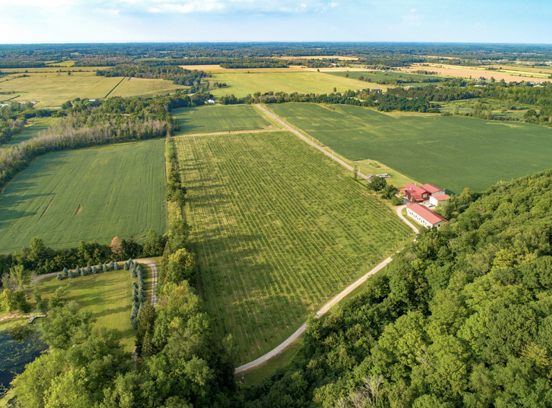 3868 Lower Mountain Rd, Lockport, NY à vendre - Photo de l’immeuble – Image 1 sur 26