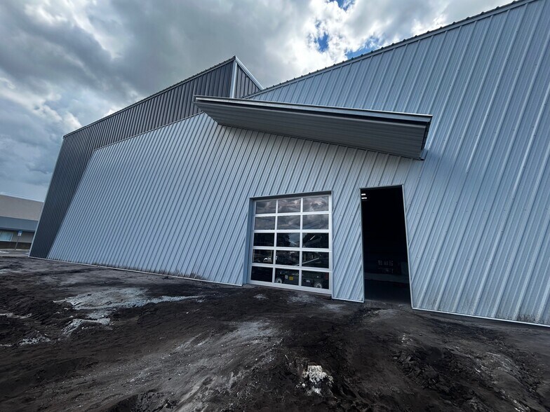 1401 Sarasota Center Blvd, Sarasota, FL à louer - Photo de l’immeuble – Image 2 sur 5