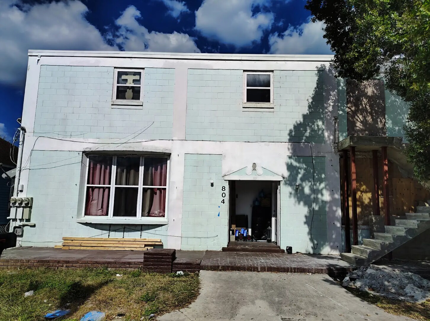 Multi-Family Portfolio portefeuille de 2 biens à vendre sur LoopNet.fr Photo principale– Image 1 sur 40