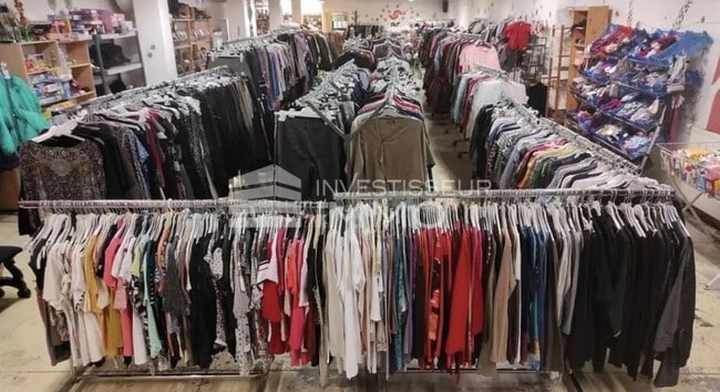 Plus de détails pour Local commercial à vendre