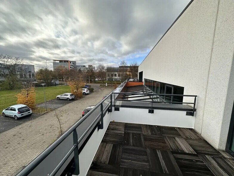 Bureau dans Schiltigheim à louer - Photo de l’immeuble – Image 2 sur 8