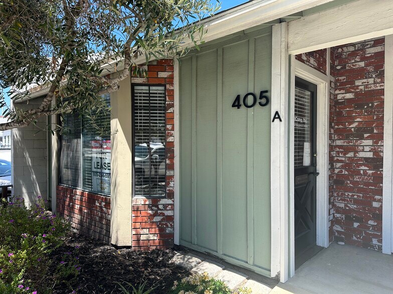 405-407 Traffic Way, Arroyo Grande, CA à louer - Photo de l’immeuble – Image 2 sur 12