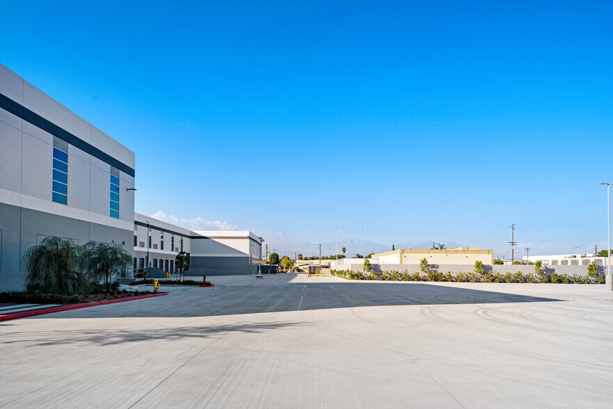14940 Proctor Ave, City of Industry, CA à louer - Photo de l’immeuble – Image 3 sur 16