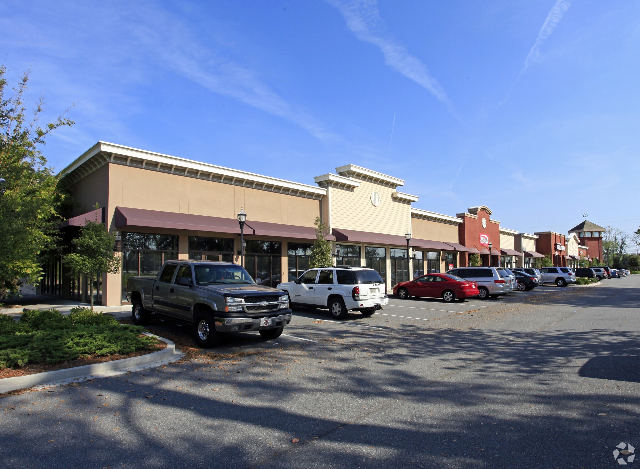 101 Little Neck Rd, Savannah, GA à louer Photo principale– Image 1 sur 6