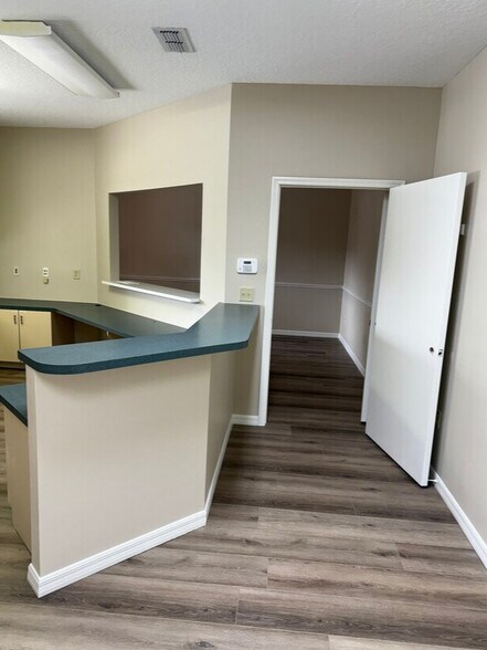 3261 US Highway 441/27, Fruitland Park, FL à louer - Photo intérieure – Image 3 sur 12