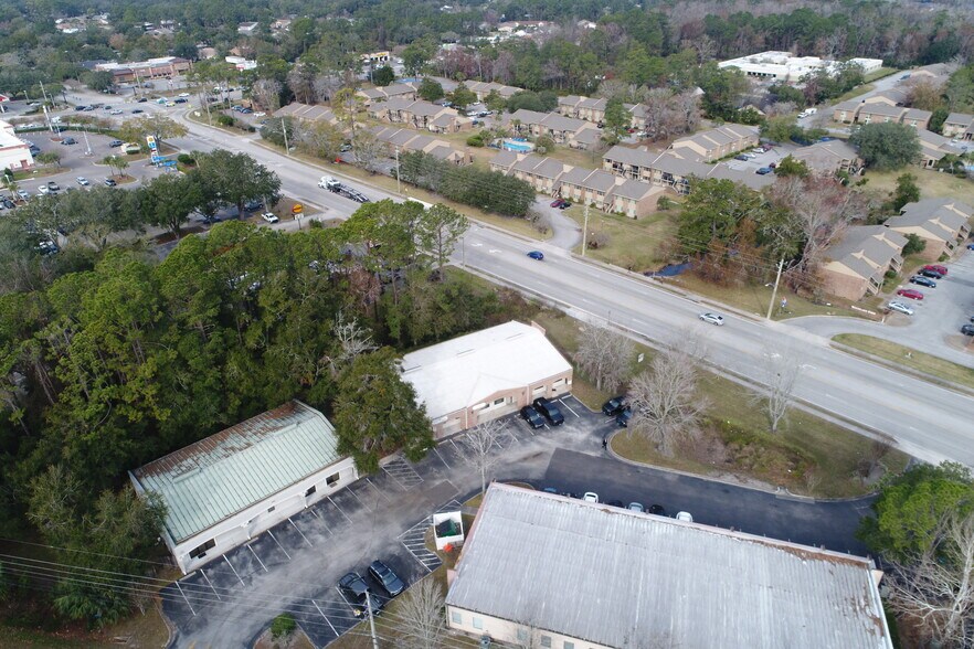 3956 Sunbeam Rd, Jacksonville, FL à louer - Photo de l’immeuble – Image 3 sur 11