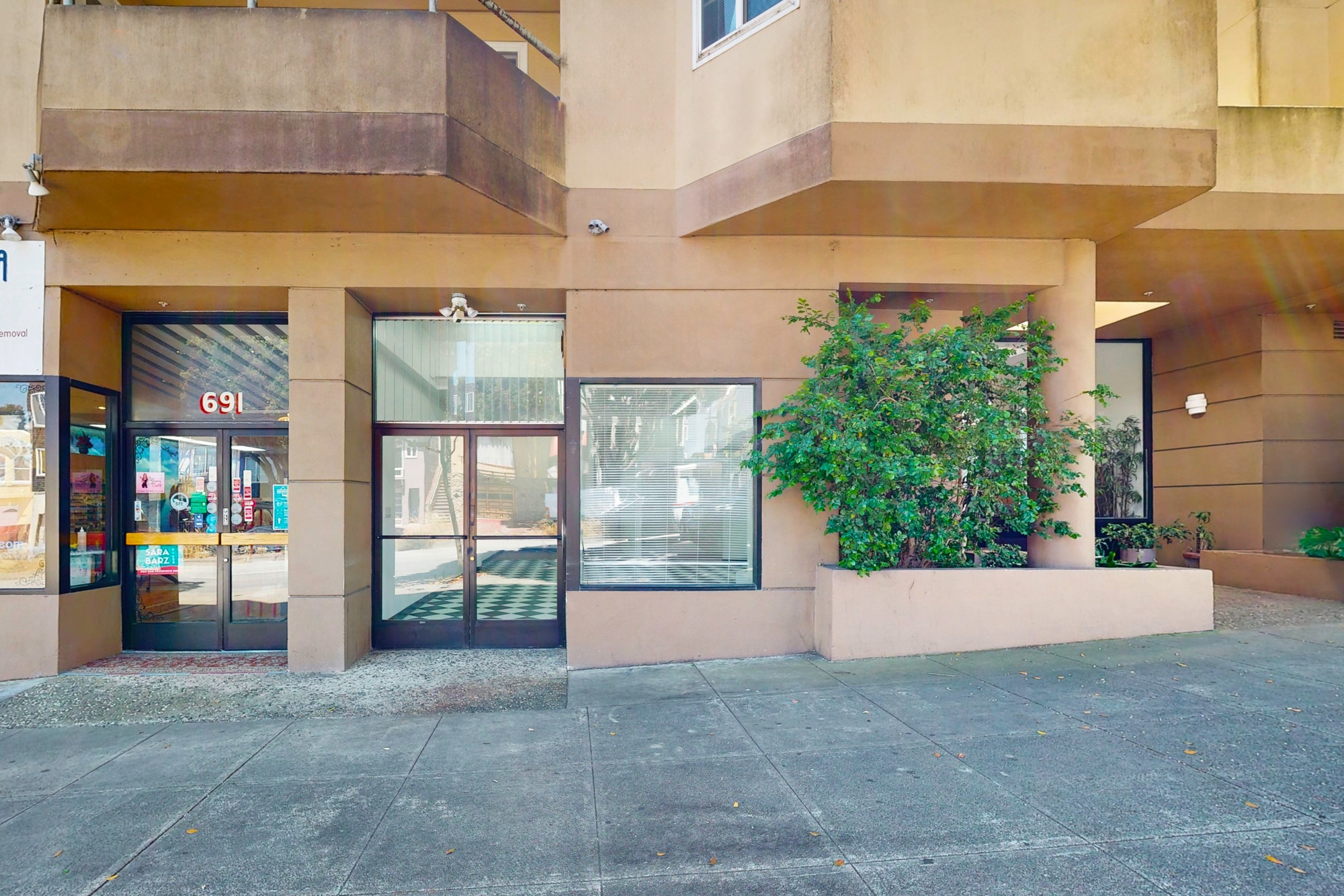 691-699 Monterey Blvd, San Francisco, CA à louer Photo de l’immeuble– Image 1 sur 18