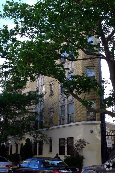 10 Fort Washington Ave, New York, NY à louer - Photo de l’immeuble – Image 2 sur 4