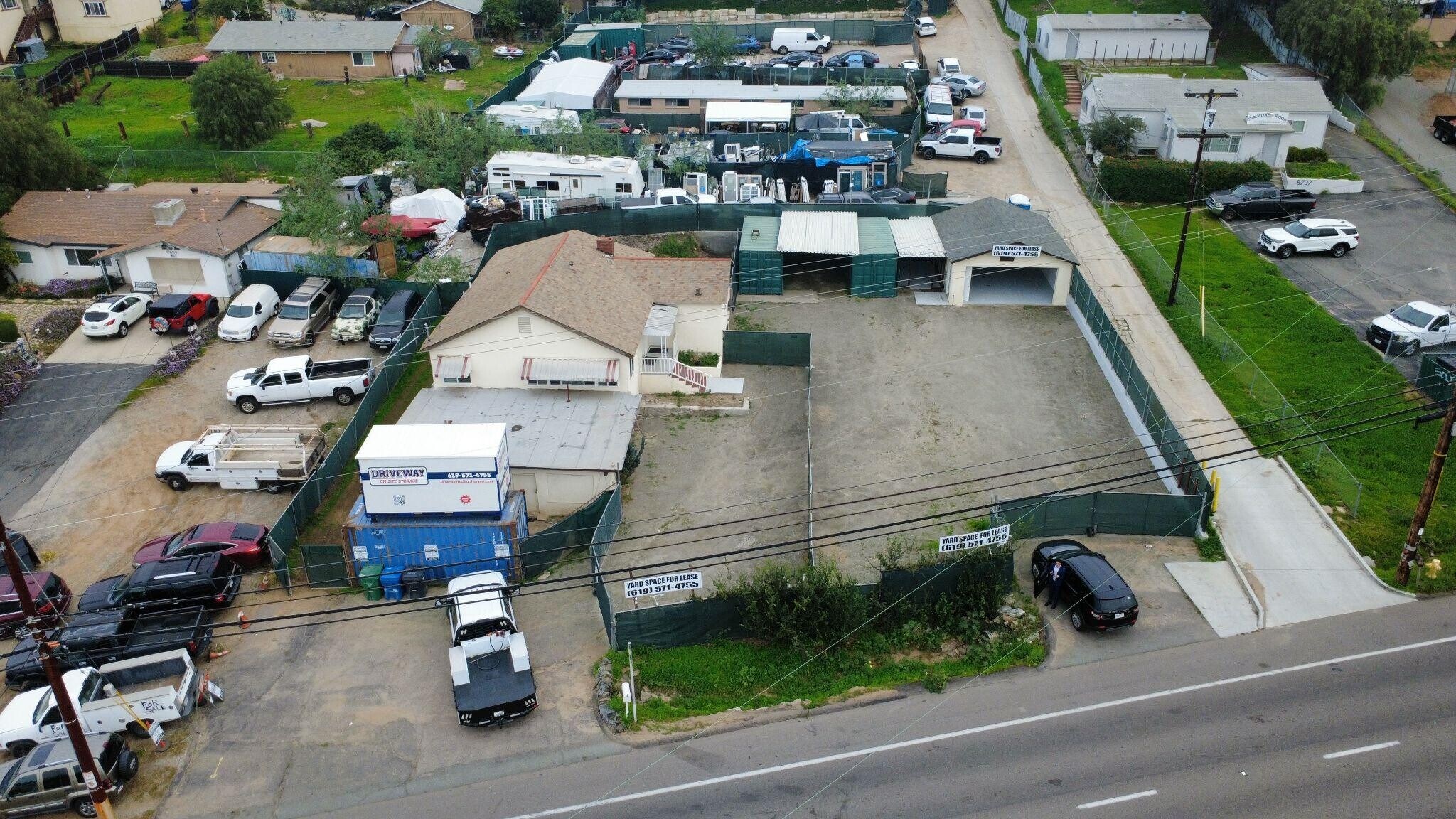 8755 Winter Gardens Blvd, Lakeside, CA à louer Photo principale– Image 1 sur 17