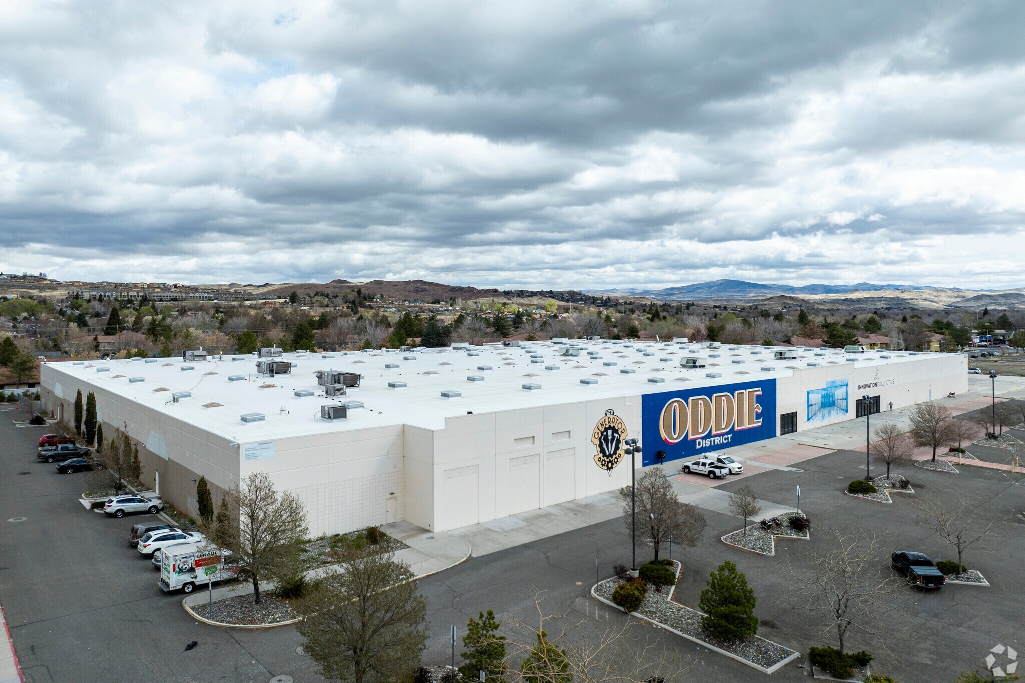 2450 Oddie Blvd, Sparks, NV à louer Photo de l’immeuble– Image 1 sur 6