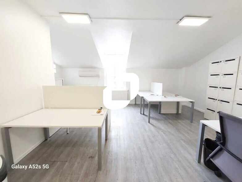 Bureau dans Versailles à louer - Photo de l’immeuble – Image 2 sur 5