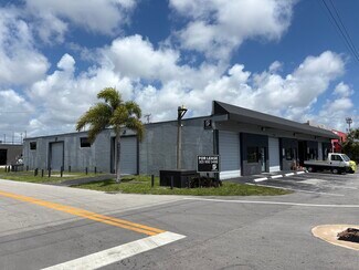 Plus de détails pour 4019 NE 6th Ave, Oakland Park, FL - Industriel/Logistique à vendre